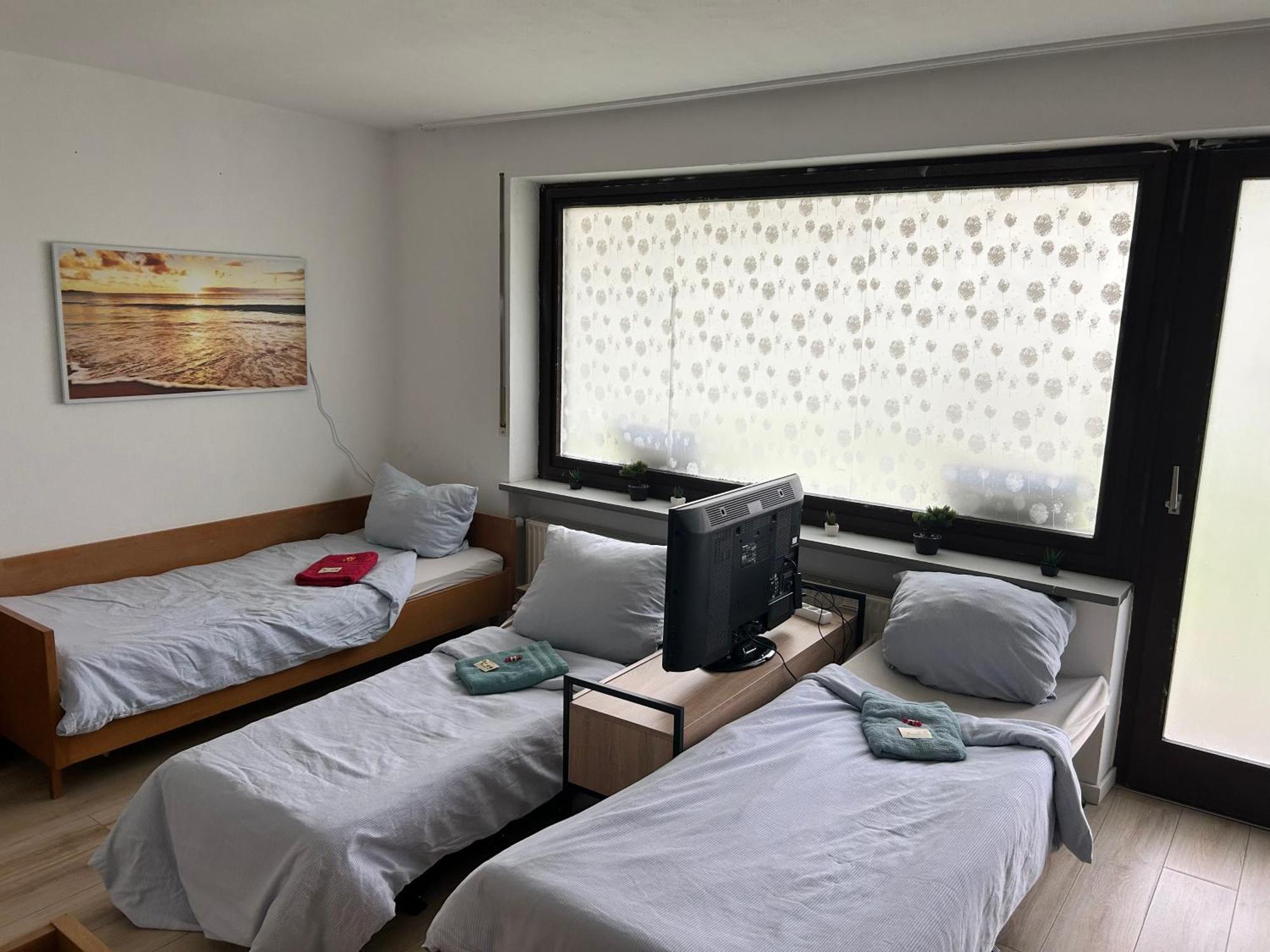 2-5 Bettzimmer Creglingen Luaran gambar